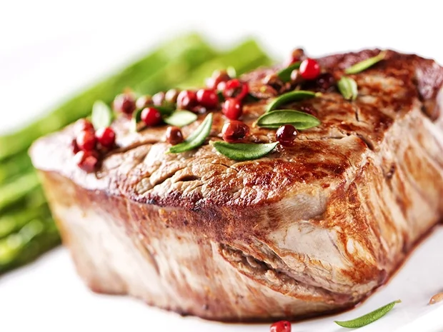 Rezept: Rosa gebratenes Kalbsrückensteak Bild Nr. 2 Rosa gebratenes Kalbsrückensteak - Rezept - Bild Nr. 2