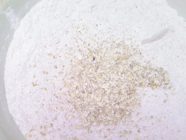 Rezept: Bärlauch-Tomaten-Brot Bild Nr. 3 Bärlauch-Tomaten-Brot - Rezept - Bild Nr. 3