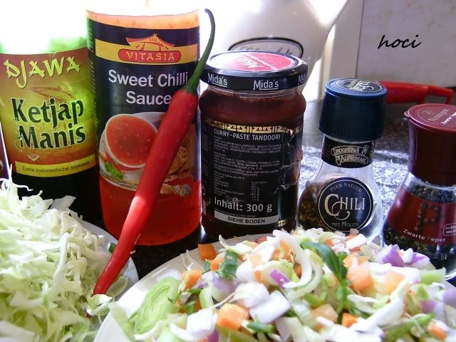 Rezept: Candlelightdinner zw. " HARAKIRI - Fleisch " & Blätterteigbällchen gefüllt mit Wokgemüse Bild Nr. 3 Candlelightdinner zw. " HARAKIRI - Fleisch " & Blätterteigbällchen gefüllt mit Wokgemüse - Rezept - Bild Nr. 3