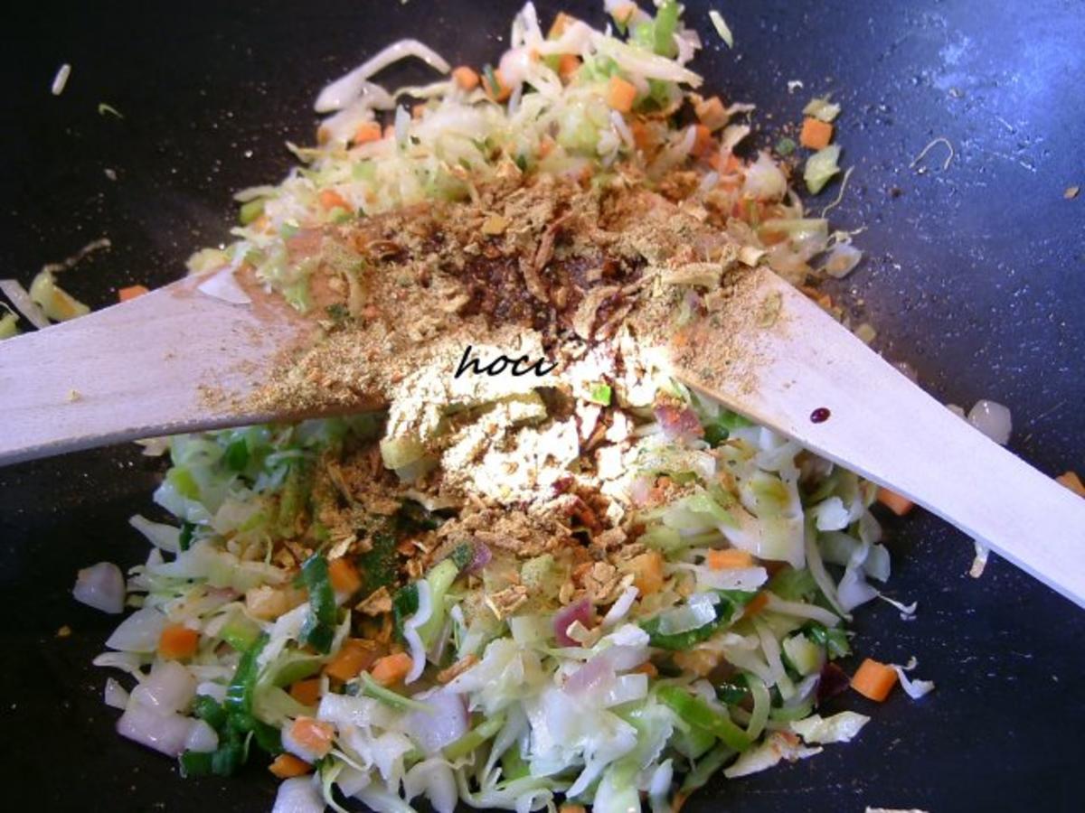 Candlelightdinner zw. " HARAKIRI - Fleisch " & Blätterteigbällchen gefüllt mit Wokgemüse - Rezept - Bild Nr. 7