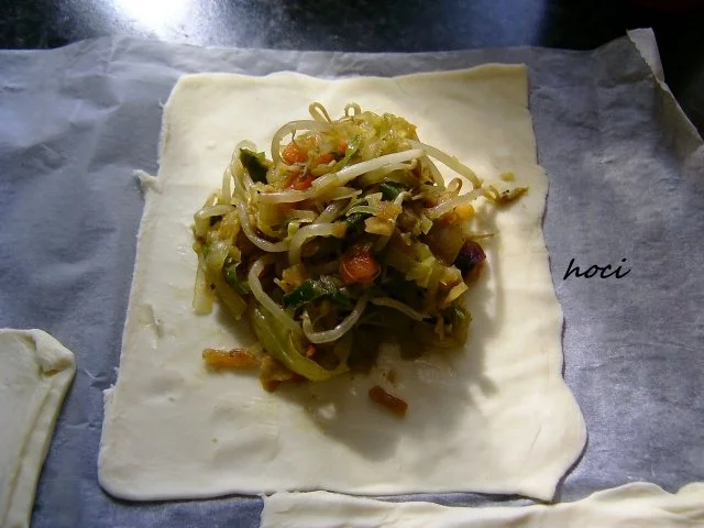 Rezept: Candlelightdinner zw. " HARAKIRI - Fleisch " & Blätterteigbällchen gefüllt mit Wokgemüse Bild Nr. 11 Candlelightdinner zw. " HARAKIRI - Fleisch " & Blätterteigbällchen gefüllt mit Wokgemüse - Rezept - Bild Nr. 11