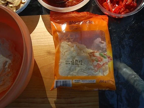 Pizza vom Holzkohlengrill - Rezept - Bild Nr. 6