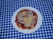 Pizza vom Holzkohlengrill - Rezept