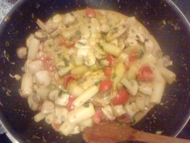 Die Pfanne ohne Panne oder Spargel & friends mit feiner Pasta veredelt - Rezept - Bild Nr. 7