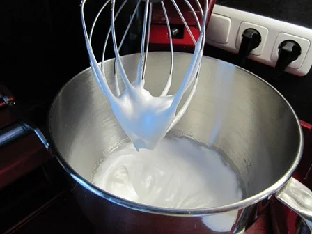 Erdbeermus Kokostorte ohne Boden zum Valentinstag - Rezept - Bild Nr. 22