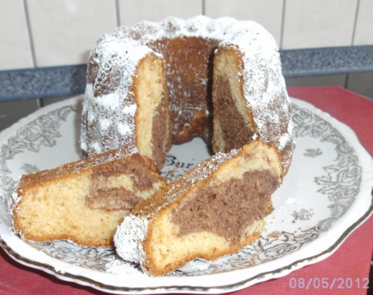 Mini-Hermann........Marmorkuchen mit Mandeln - Rezept Eingereicht von
Backfee1961