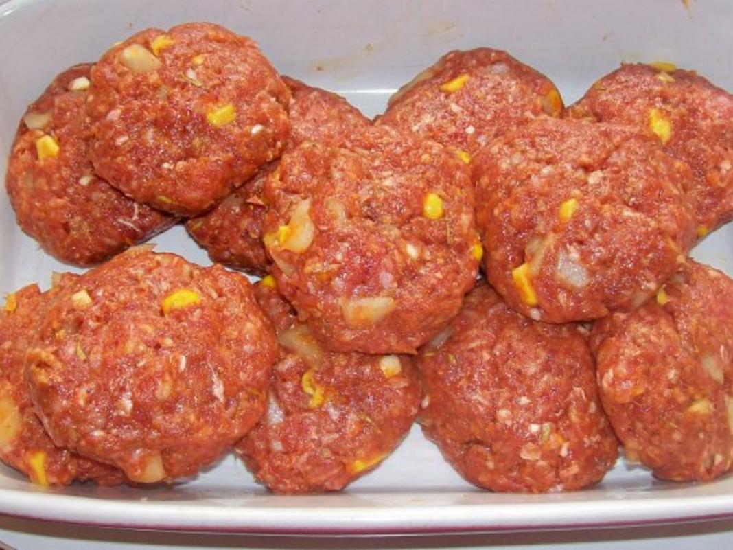 Grillen: Würzige Chili Mais Frikadellen - schnell &amp; einfach - 260 kcal/100g