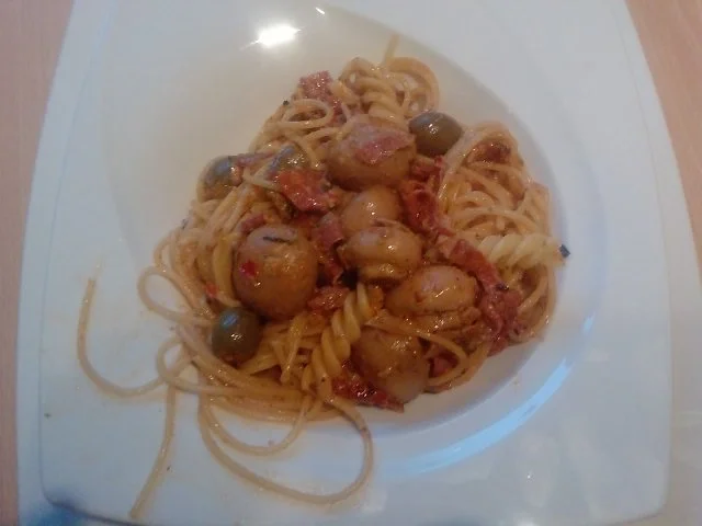 Rezept: Pasta Mista Quattro Stagioni oder Pizza zum Löffel - Gabeln Pasta Mista Quattro Stagioni oder Pizza zum Löffel - Gabeln - Rezept