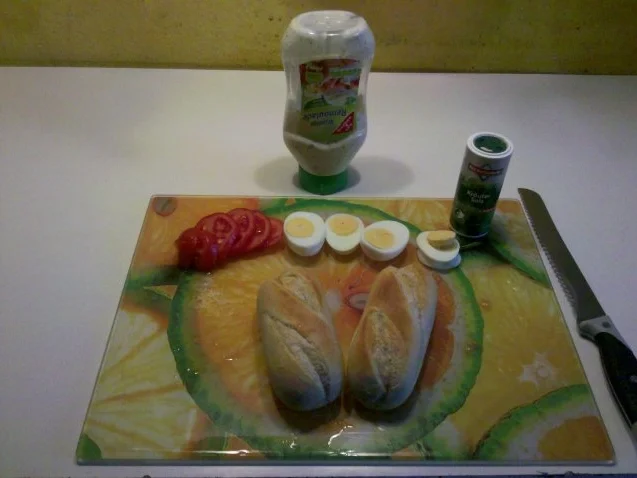 Rezept: Abendbrot: Baguettbrötchen mit Tomate und Ei Bild Nr. 5 Abendbrot: Baguettbrötchen mit Tomate und Ei - Rezept - Bild Nr. 5