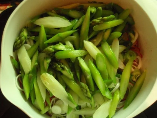 Fruchtiger Spargelsalat - Rezept - Bild Nr. 9