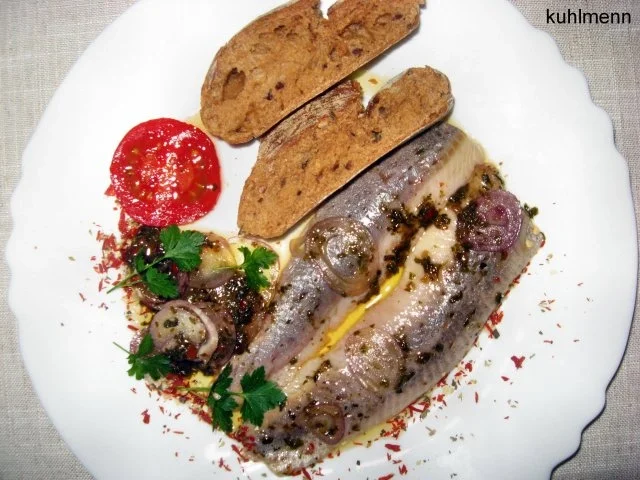Heringsfilet Matjesart mediterran mariniert - Rezept