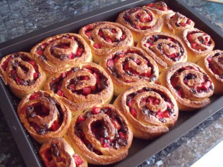 Erdbeer-Schokoladen-Schnecken - Rezept mit Bild - kochbar.de