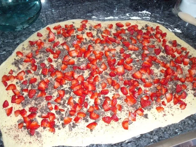 Erdbeer-Schokoladen-Schnecken - Rezept - Bild Nr. 2