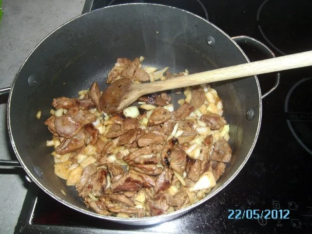 Rehgulasch mit Semmelknödeln - Rezept - Bild Nr. 4