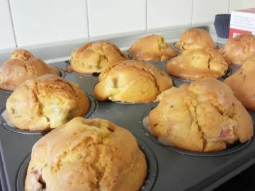 Rhabarber-Muffins - Rezept - Bild Nr. 2