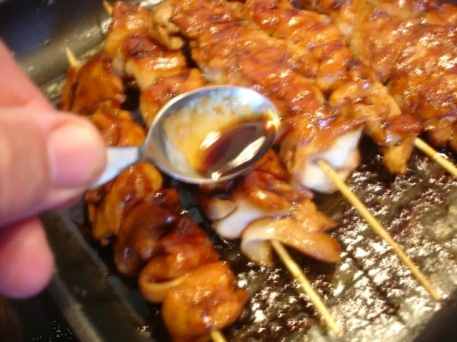 Saté-Spieße mit Erdnusssauce und Champignon-Bratreis - Rezept - Bild Nr. 15