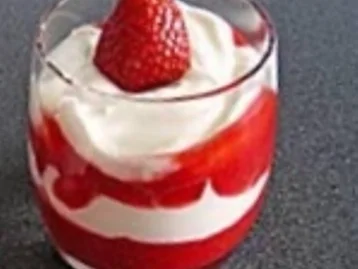 Erdbeeren mit Eischneecreme - Rezept - Bild Nr. 16