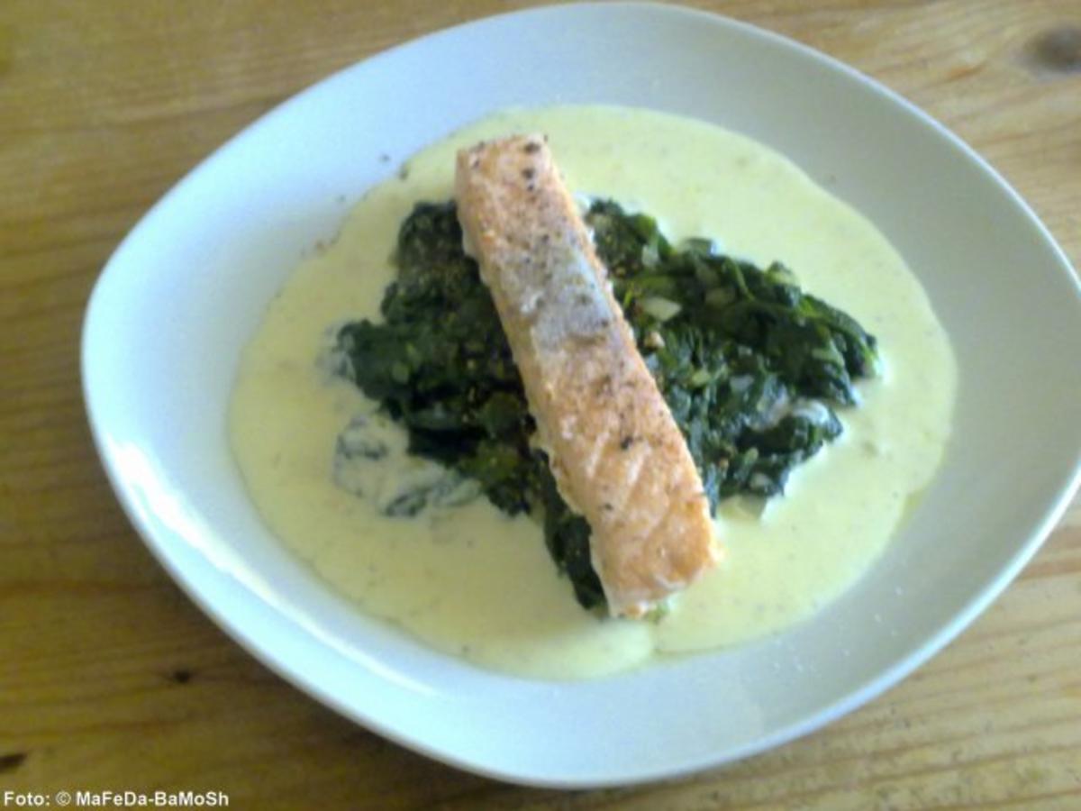 Lachs auf Blattspinat - Rezept mit Bild - kochbar.de