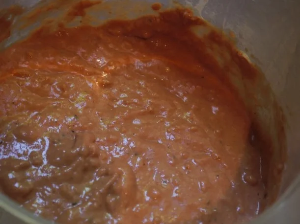 Rezept: Tomatenspätzle mit gebratenen Zucchini und Schafkäse Bild Nr. 3 Tomatenspätzle mit gebratenen Zucchini und Schafkäse - Rezept - Bild Nr. 3