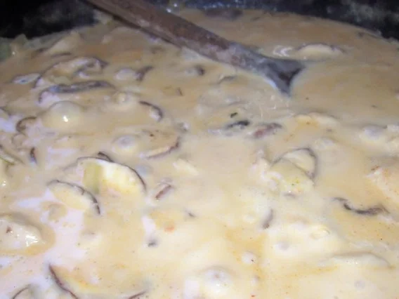 Hähnchengeschnetzeltes in Trauben-Meerrettich-Sahne - Rezept - Bild Nr. 5