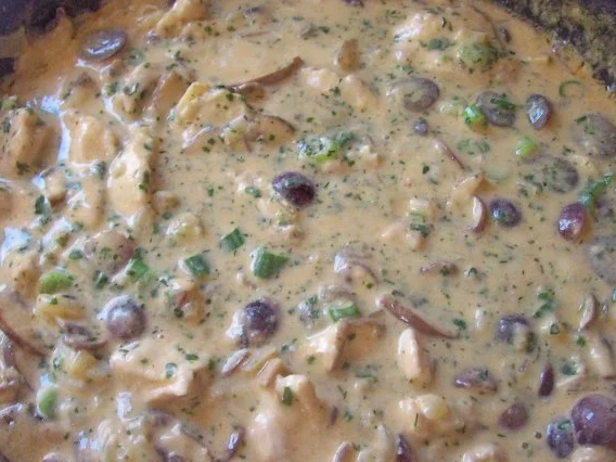 Hähnchengeschnetzeltes in Trauben-Meerrettich-Sahne - Rezept - Bild Nr. 7