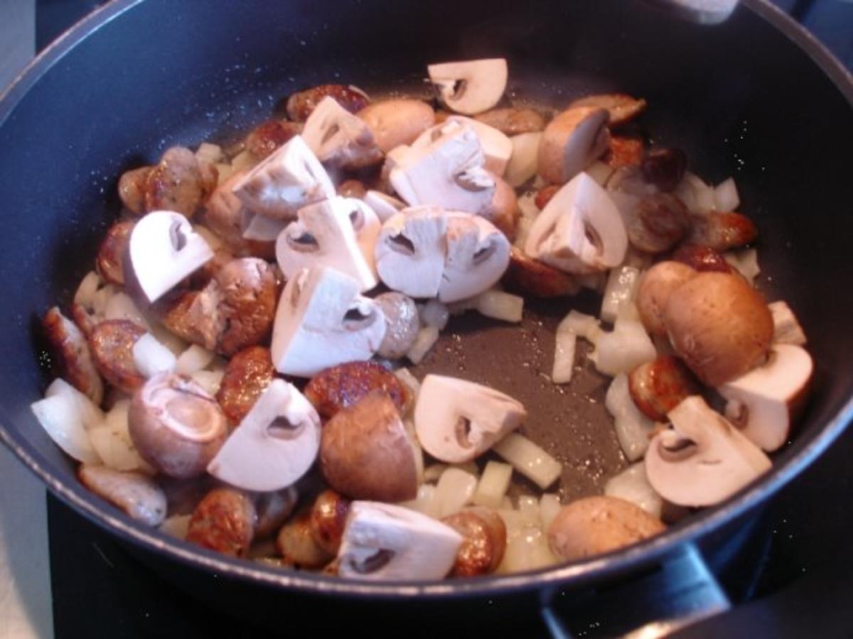 Farfalle mit Champignon-Rahmsauce - Rezept - Bild Nr. 6