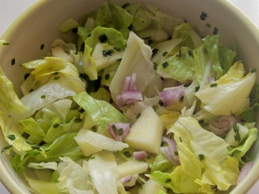 Salate: Einfacher grüner Salat mit Apfel und Schalotte - Rezept ...