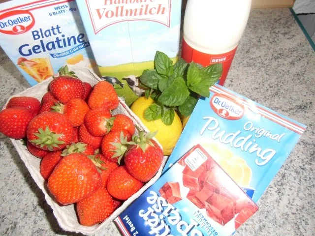 Rezept: ♥ Erdbeertorte ♥ Bild Nr. 4 ♥ Erdbeertorte ♥ - Rezept - Bild Nr. 4