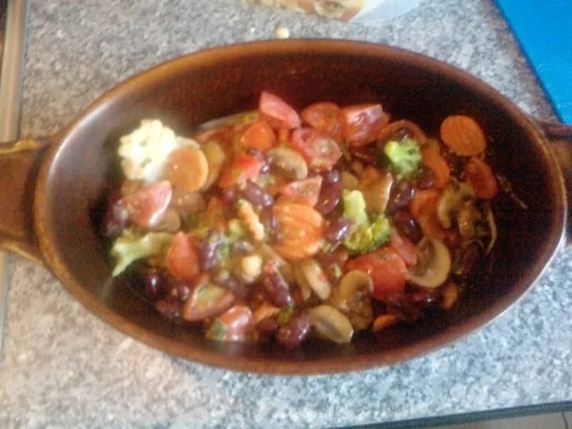 Rezept: Beilage: Die-Guten -kommen-ins-Töpfchen-Gemüseauflauf verschärft Bild Nr. 5 Beilage: Die-Guten -kommen-ins-Töpfchen-Gemüseauflauf verschärft - Rezept - Bild Nr. 5