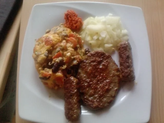 Rezept: Beilage: Die-Guten -kommen-ins-Töpfchen-Gemüseauflauf verschärft Bild Nr. 8 Beilage: Die-Guten -kommen-ins-Töpfchen-Gemüseauflauf verschärft - Rezept - Bild Nr. 8