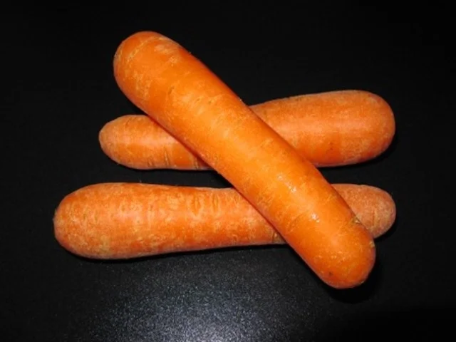 Hähnchenbrust mit frischem Salat und Obst à la Biggi - Rezept - Bild Nr. 10