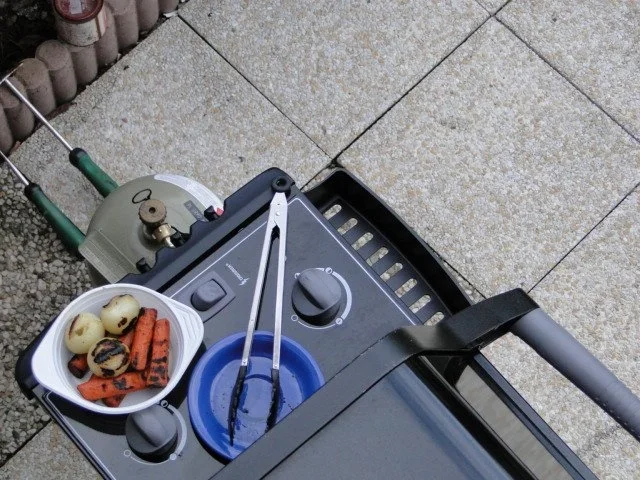 Rezept: Unser 1. frisches Hähnchen auf unserem neuen Gasgrilll Bild Nr. 3 Unser 1. frisches Hähnchen auf unserem neuen Gasgrilll - Rezept - Bild Nr. 3