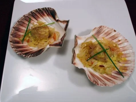 Gratinierte Jakobsmuscheln mit Limetten-Hollandaise - Rezept - Bild Nr. 2