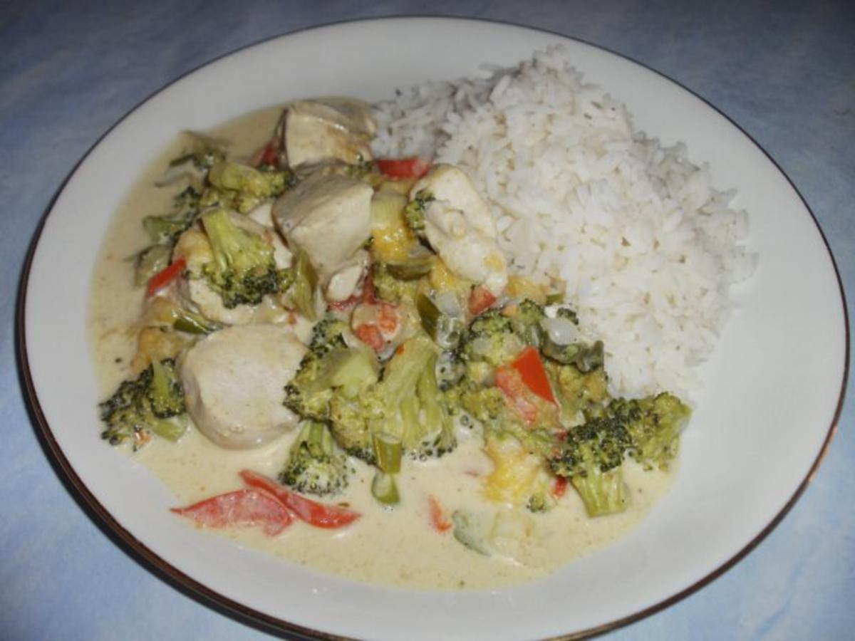 Hähnchenragout - Rezept mit Bild - kochbar.de Hähnchenragout - Rezept mit Bild - kochbar.de