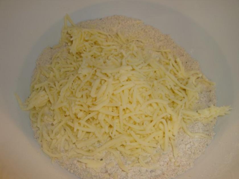 Dinkelvollkornbrot mit Schinkenwürfeln &amp; Mozzarella histaminarm ...