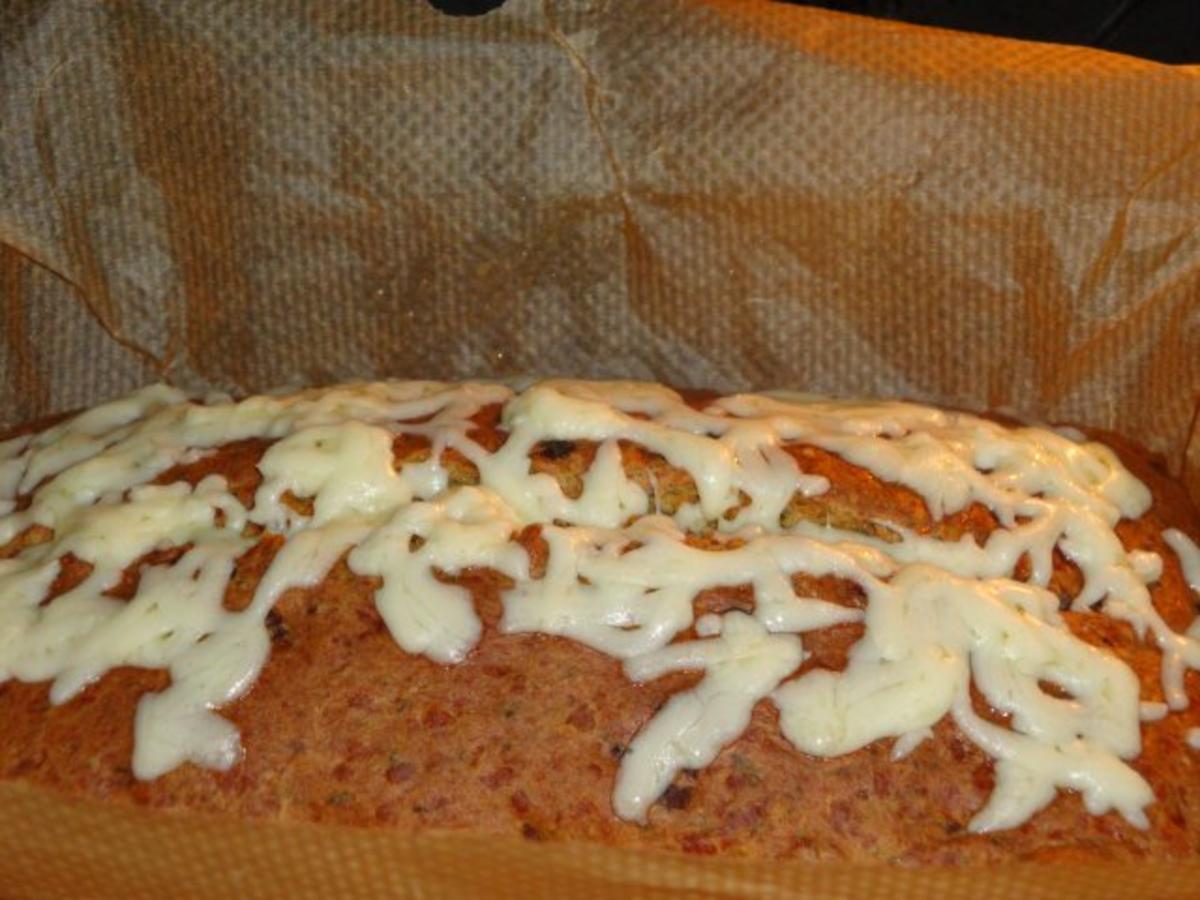 Dinkelvollkornbrot mit Schinkenwürfeln &amp; Mozzarella histaminarm ...