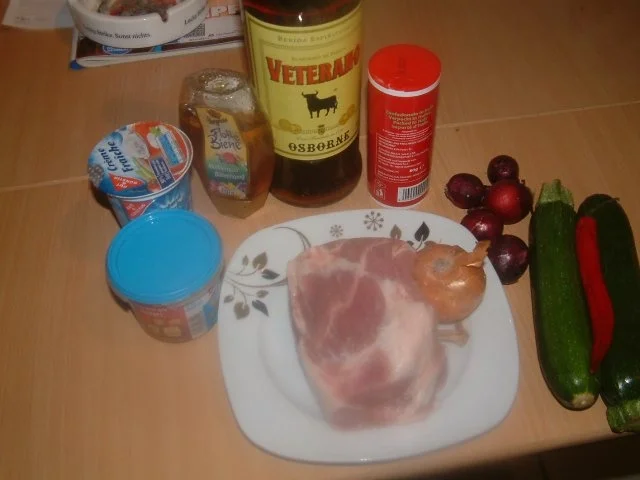 Honig-Schweinebraten an feurigem Zucchinigemüse - Rezept - Bild Nr. 2