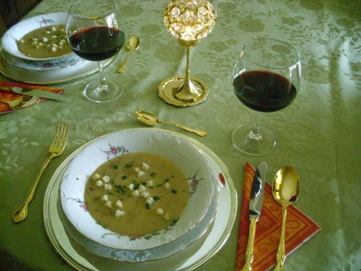 Knoblauchcremesuppe>> - Rezept