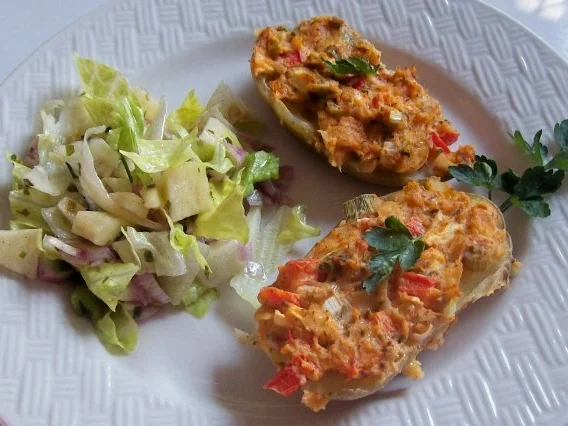 Gratinierte Kartoffeln mit Ziegenfrischkäse und Apfel-Paprika-Füllung - Rezept - Bild Nr. 8