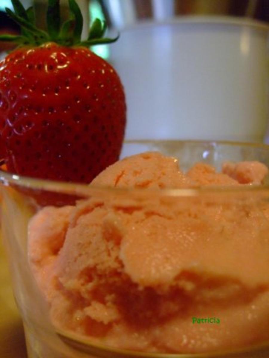 Erdbeer-Limetten-Joghurt-Eis - Rezept Gesendet von Peppermintpatty