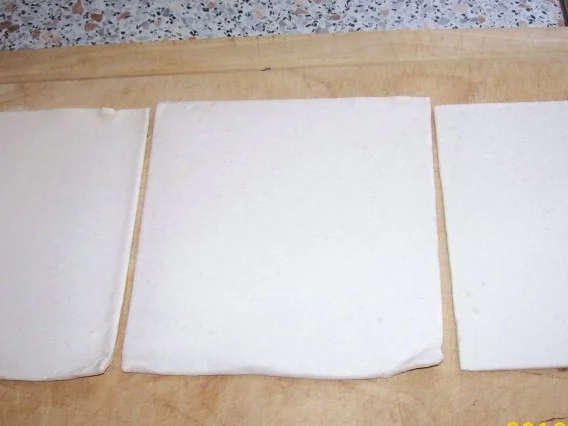 Rezept: Snack: Herzhafte Blätterteigschnecken mit Feta-Schinken-Füllung Bild Nr. 3 Snack: Herzhafte Blätterteigschnecken mit Feta-Schinken-Füllung - Rezept - Bild Nr. 3