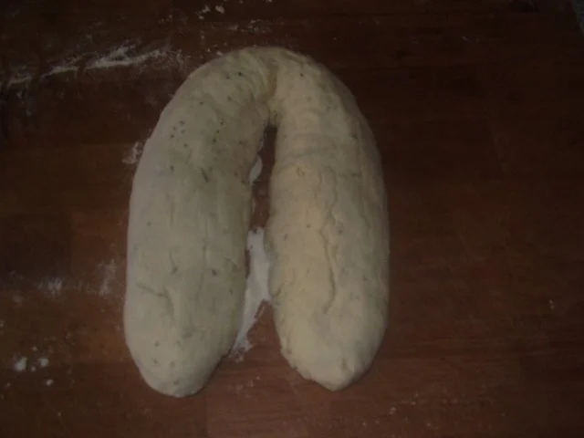 Rezept: Hefebrot mit Kräutern und Knoblauch Bild Nr. 8 Hefebrot mit Kräutern und Knoblauch - Rezept - Bild Nr. 8