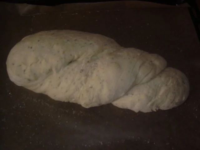 Rezept: Hefebrot mit Kräutern und Knoblauch Bild Nr. 9 Hefebrot mit Kräutern und Knoblauch - Rezept - Bild Nr. 9