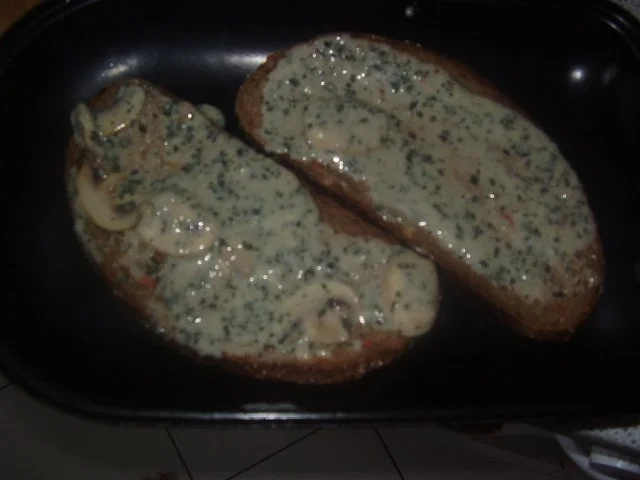 Gratinierter Spargel auf Brot - Rezept - Bild Nr. 9