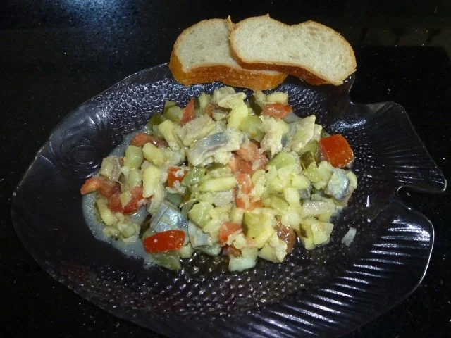 Fisch:  Sommerlicher   MATJES-SALAT - Rezept - Bild Nr. 2