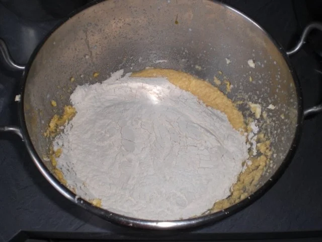 Rezept: Kokoswürfel(Trollern) Bild Nr. 4 Kokoswürfel(Trollern) - Rezept - Bild Nr. 4