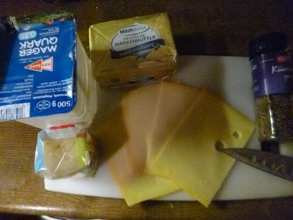 Rezept: Kochkäse mit Kümmel und Paprika Bild Nr. 2380 Kochkäse mit Kümmel und Paprika - Rezept - Bild Nr. 2380