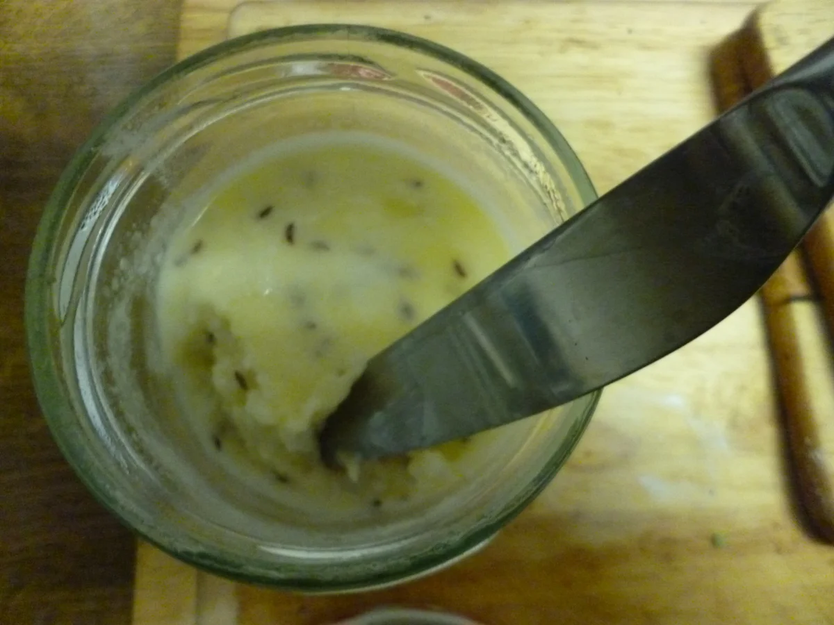 Rezept: Kochkäse mit Kümmel und Paprika Bild Nr. 2381 Kochkäse mit Kümmel und Paprika - Rezept - Bild Nr. 2381