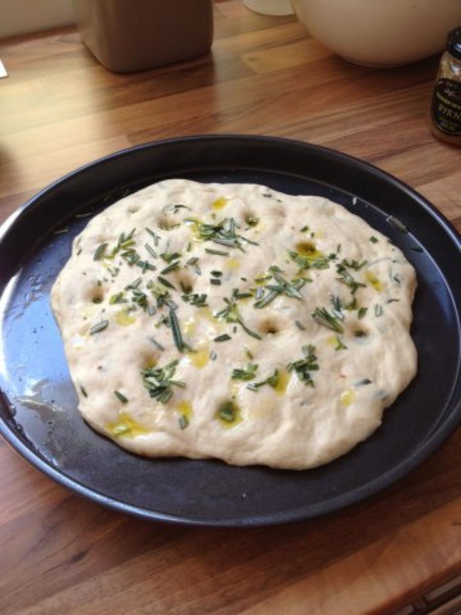 Bilder für Rosmarin Focaccia - vom Grill - Rezept