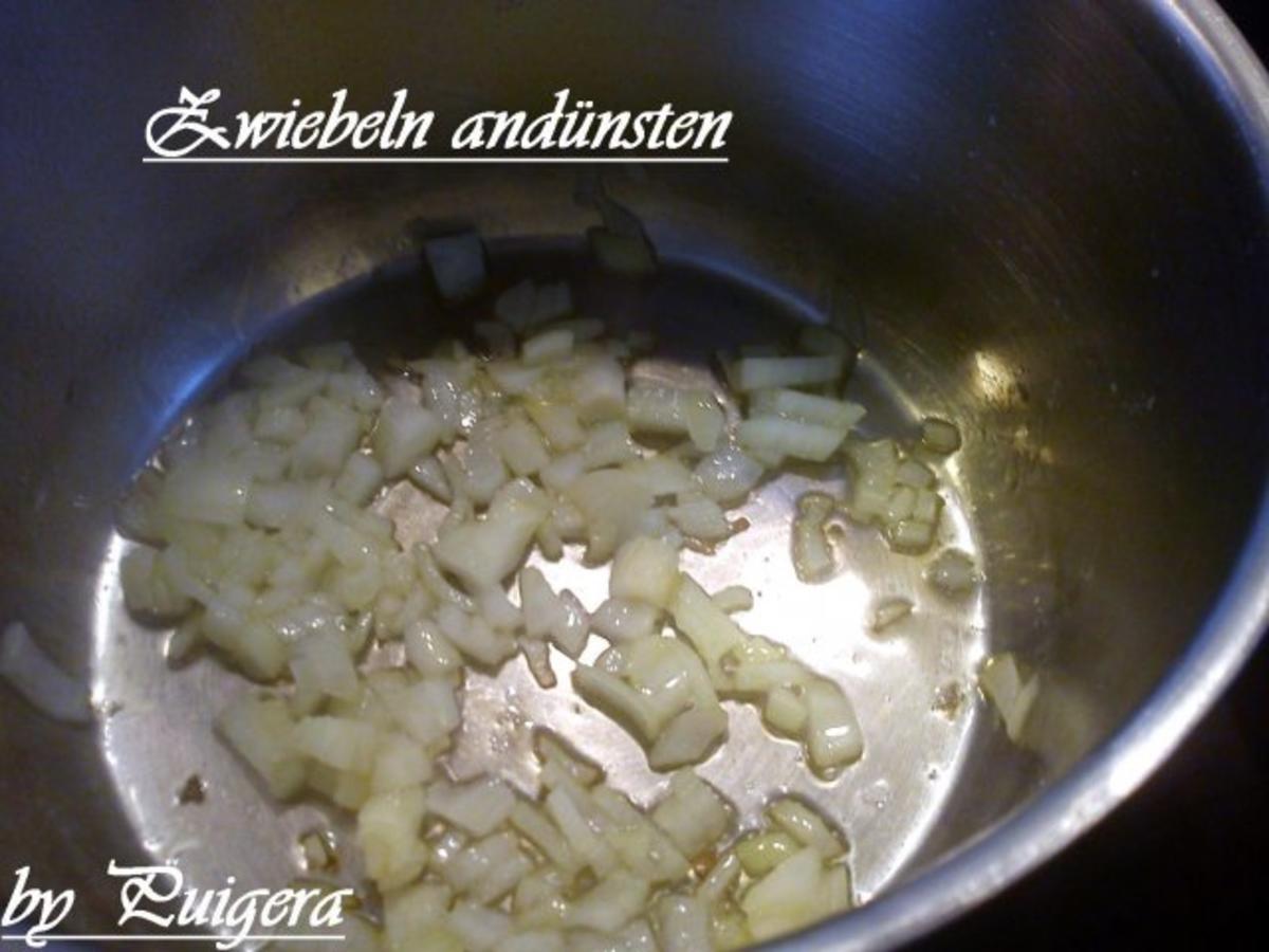 Kartoffel-Lauch-Cremesüppchen mit Vanille-Chillyöl und Brotchips - Rezept - Bild Nr. 2